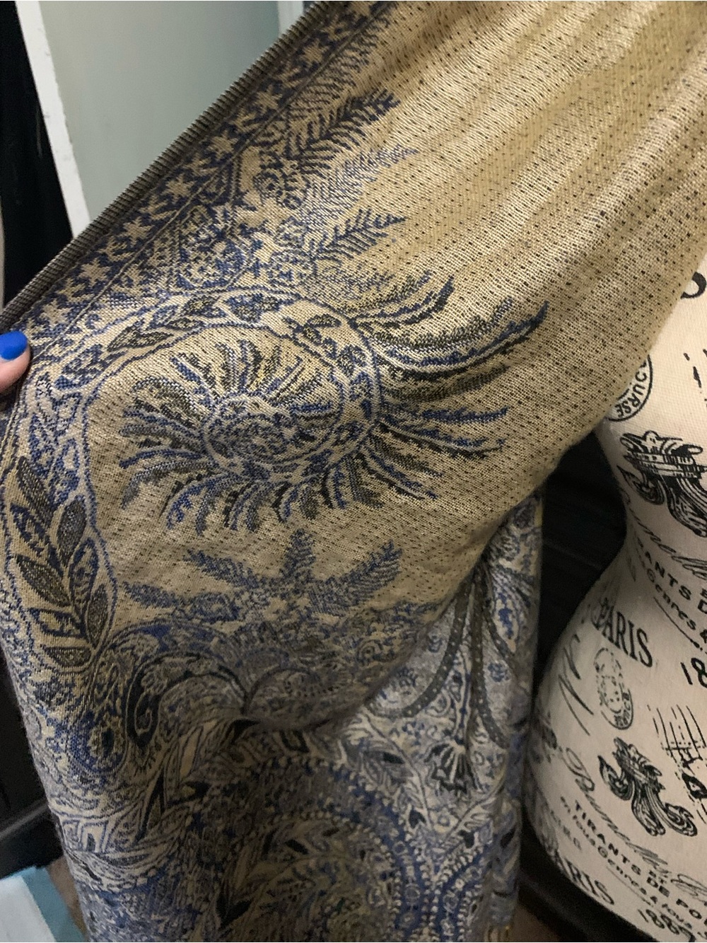 Blue Paisley Pashmina Shawl with Fringe - Unbranded - Picture 2 of 3
